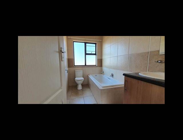 2 BEDROOM TOWNHOUSE FOR SALE IN MEYERSDAL